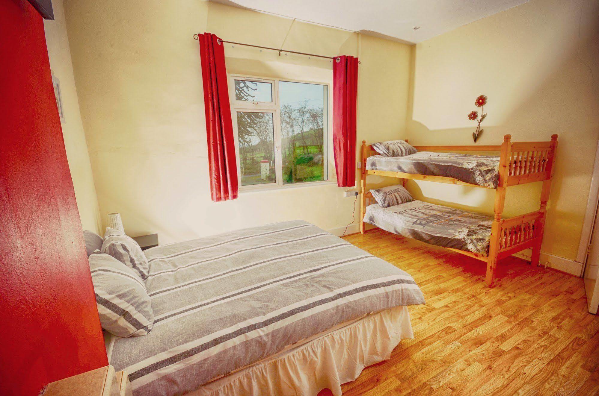 Loughcrew Megalithic Hostel Millbrook Екстер'єр фото